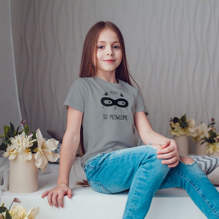 MODEL-t-shirt-personalized-4311