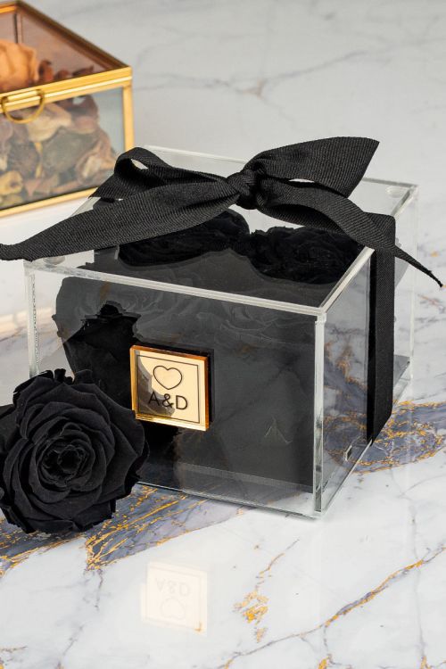 4 Παντοτινά Τριαντάφυλλα σε Μαύρο Χρώμα, Forever Roses Love