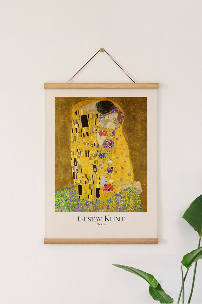 myikona-poster-type-with-hanger_-01077.jpg