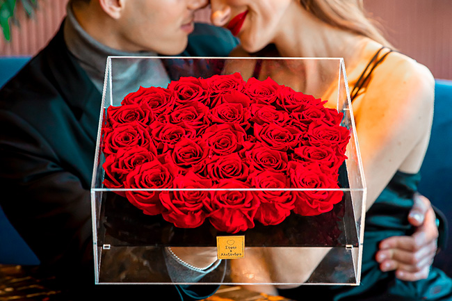 Forever roses, παντοτινά τριαντάφυλλα. Δώρο για ζευγάρια