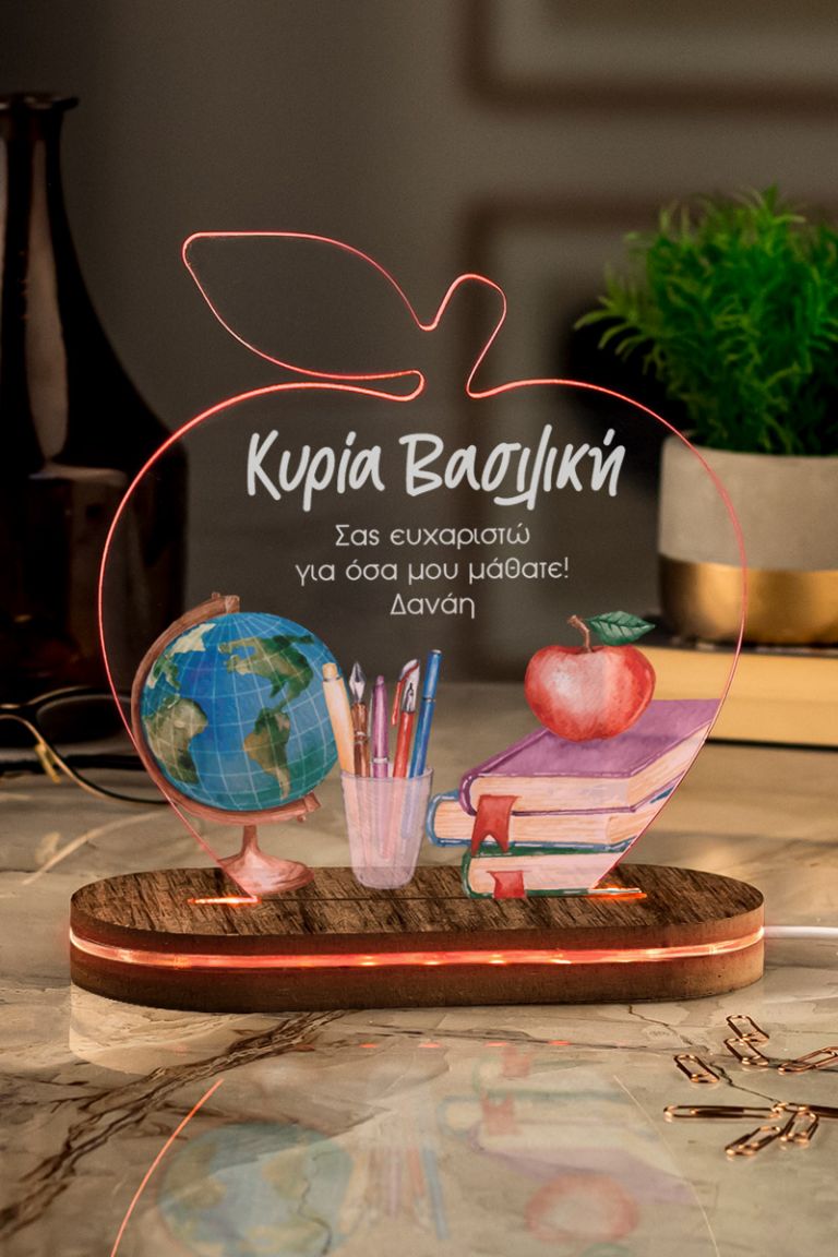 teacher-lamps-apple-red-education