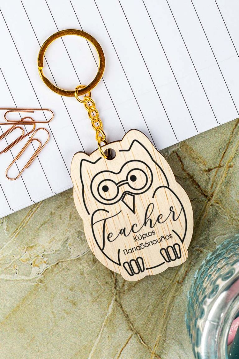 teachers-keychains-wooden-owl-b-clever-owl