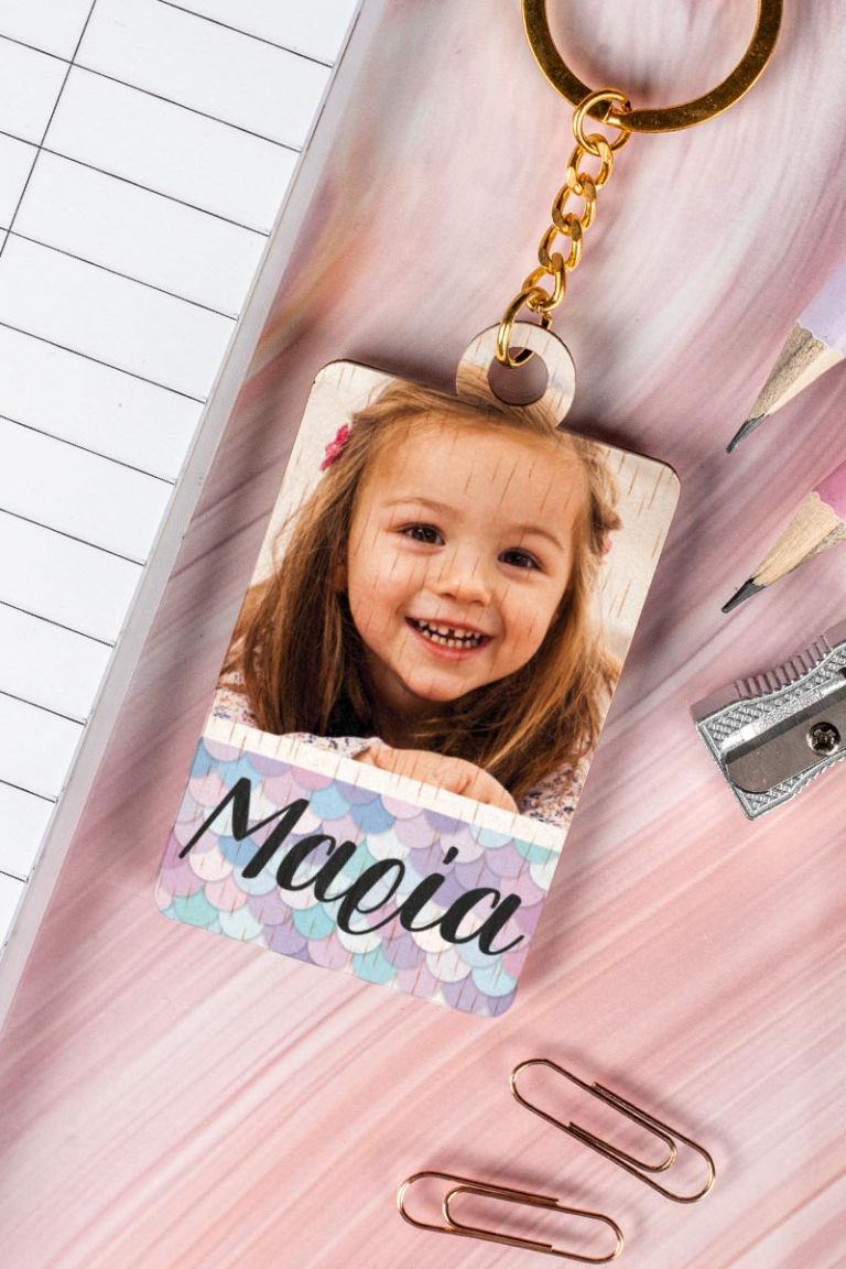 myikona-back-to-school-mprelok-wood-girl-frame-b-Cute