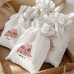 pougia-gia-mpomponieres-gamou-baftisis-aspro-cg-0635