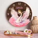 Παιδικό Ρολόι Τοίχου με Premium Λαμπάδα και Σχέδιο Ροζ Κύκνος