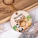 myikona-back-to-school-mprelok-tsantas-wood-unisex-039