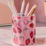 Μολυβοθήκη Προσωποποιημένη με Όνομα και Σχέδιο Strawberry