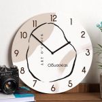 Ρολόι Τοίχου Ξύλινο με Όνομα και Σχέδιο Μοντέρνα τέχνη