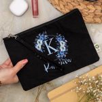 Μεγάλο Πρακτικό Μαύρο Τσαντάκι & Νεσεσέρ με Σχέδιο Blue Petal