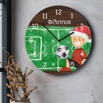 Χριστουγεννιάτικο Ρολόι Τοίχου Ξύλινο με Όνομα και Μπάλα