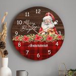 Χριστουγεννιάτικο Ρολόι Τοίχου Ξύλινο με Όνομα και Σχέδιο Δώρα