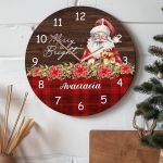 Χριστουγεννιάτικο Ρολόι Τοίχου Ξύλινο με Όνομα και Σχέδιο Δώρα