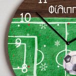 Χριστουγεννιάτικο Ρολόι Τοίχου Ξύλινο με Όνομα και Μπάλα