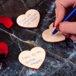 Premium Ξύλινο Ευχολόγιο με Μονογράμματα, 10 Reasons I Love You