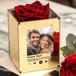 Παντοτινό Τριαντάφυλλο σε Θήκη με Ονόματα, Δώρο για Ζευγάρια