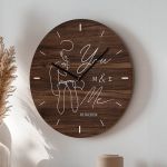 Ξύλινο Ρολόι Τοίχου με Αρχικά και Ημερομηνία, Δώρο για Ζευγάρια