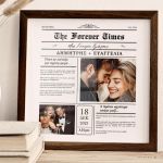 Κορνίζα με Σχέδιο Εφημερίδας και Φωτογραφίες, Δώρο Ζευγαριού
