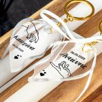 2 Λαμπάδες με Μπρελόκ Κλειδιών σε Σχήμα Καρδιά για Ζευγάρια