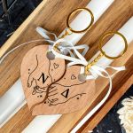 Easter-2023-keychain-heart-wood-lampada-couple-g-004