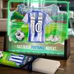 Φωτιστικό Οριζόντιο με Γαλάζια Φανέλα και Premium Λαμπάδα