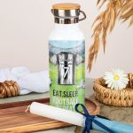 Παιδικό Παγούρι με Θέμα Ασπρόμαυρη Φανέλα & Premium Λαμπάδα