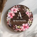 Ξύλινο Ρολόι Τοίχου με Όνομα και Μονόγραμμα, Δώρο για Μητέρα