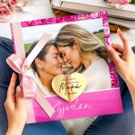 Σετ 2 Δώρα για Μαμά, Photobook με Φωτογραφίες & Forever Rose
