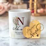 Σετ 2 Δώρα για Νονά, Κασπώ με Σχέδιο Ανθοδέσμη & Μπρελόκ