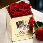 forever-roses-red-couple-2025-myikona-g-002-1b0005
