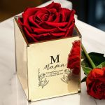 forever-roses-red-couple-2025-myikona-g-002-1b0010