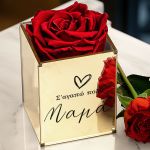 Σετ 2 Δώρα για Μητέρα, Photobook με Φωτογραφίες & Λουλούδι