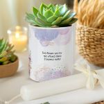 Εορταστικό Κασπώ με Πολύχρωμα Λουλούδια & Λαμπάδα, Δώρο για τη Θεία