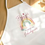 Προσωποποιημένη Βαπτιστική Ποδιά με Θέμα Rainbow για τη Νονά