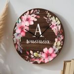 Ξύλινο Ρολόι Τοίχου με Όνομα και Μονόγραμμα, Δώρο για Μητέρα