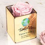 forever-roses-pink-couple-2025-myikona-g-001-1a0010