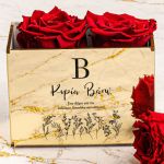 Κόκκινα Τριαντάφυλλα σε Θήκη με Μονόγραμμα, Δώρο για Δασκάλα