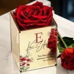 forever-roses-red-couple-2025-myikona-g-002-1b0007