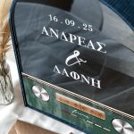 Κουτί Γάμου Ευχών, Προσωποποιημένο σε Σχήμα Καμάρα