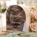Κουτί Ευχών για Γάμο Ξύλινο με Ονόματα σε Σχήμα Καμάρας