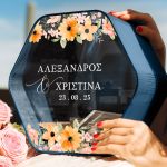 Κουτί Ευχών Γάμου σε Ξύλινο Εξάγωνο Σχήμα με Ονόματα