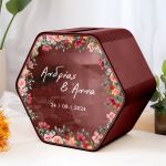 Γαμήλιο Κουτί Ευχών σε Εξάγωνο Σχήμα με Ονόματα