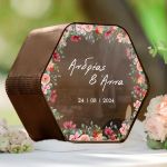 Γαμήλιο Κουτί Ευχών σε Εξάγωνο Σχήμα με Ονόματα