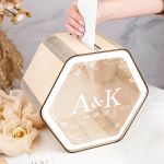 Κουτί Γάμου για Ευχές με Ονόματα σε Εξάγωνο Σχήμα