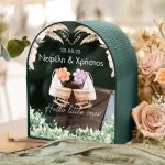 Ξύλινο Κουτί Ευχών για Βάφτιση σε Σχήμα Καμάρας με Όνομα