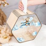 Κουτί Ευχών Βάπτισης σε Εξάγωνο Σχήμα με Όνομα