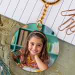 teachers-keychains-gold-plexi-circle-b-001