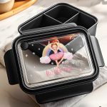 1-mykona-fagitodoxeio-lunchbox-me-ektipwsi-onoma-afierosi-black-f-009