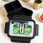 Μαύρο Παιδικό Δοχείο Φαγητού με Ασπρόμαυρη Φανέλα