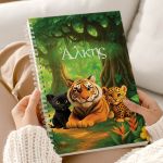 Τετράδιο Σπιράλ Α4 με Θέματα και Σχέδιο Τίγρεις στο Δάσος