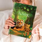 Τετράδιο Σπιράλ Α4 με Θέματα και Σχέδιο Τίγρεις στο Δάσος